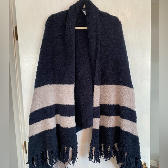 Barefoot Dreams CozyChic Malibu Soft Navy Blue Grey Taupe Striped Fringe Wrap - Picture 3 of 5